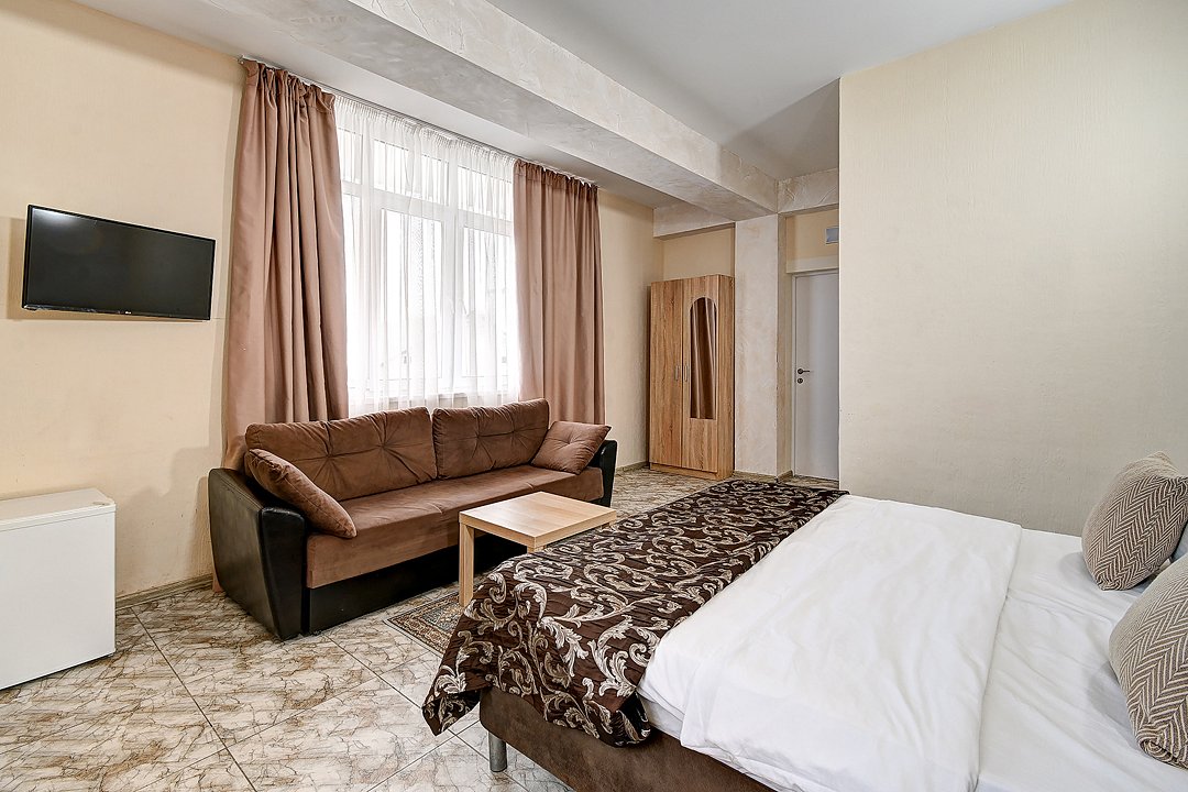 Комфорт 4-местный 1-комнатный (без балкона, вид во двор)