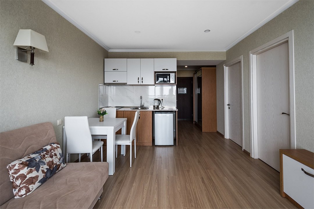 Junior Suite 4-местный 3-комнатный