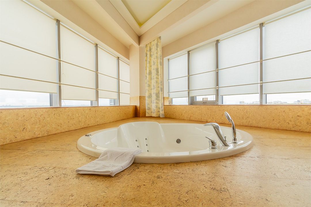 Сюит 2-местный 2-комнатный (СПА-панорама)