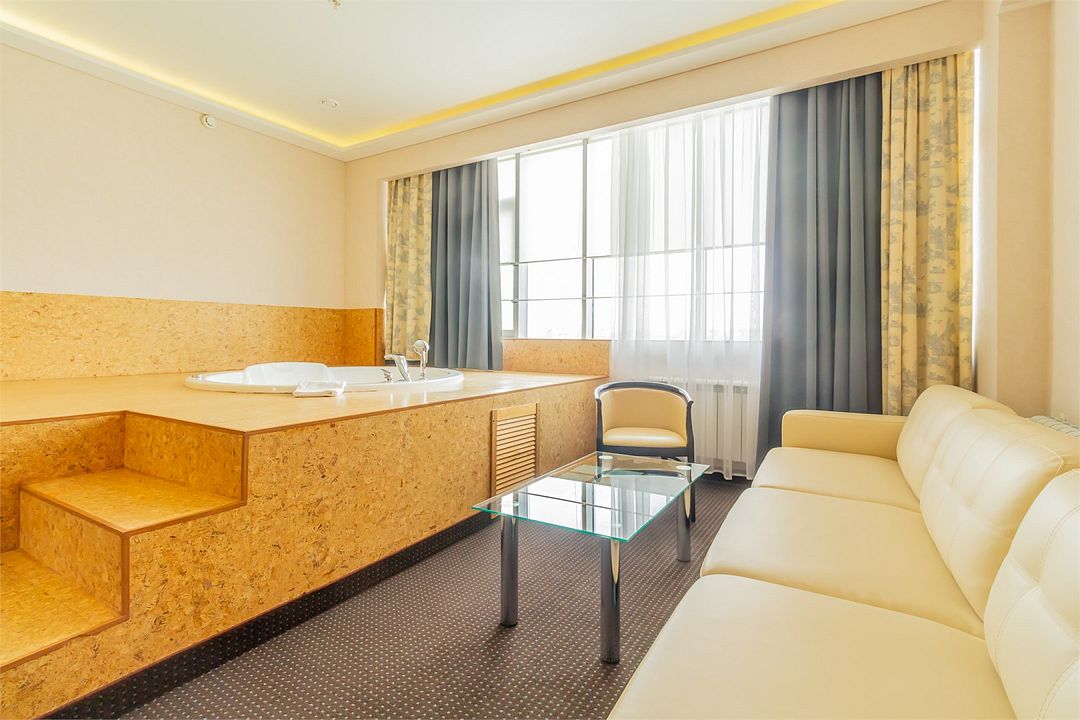 Сюит 2-местный 2-комнатный (СПА-сеньор)