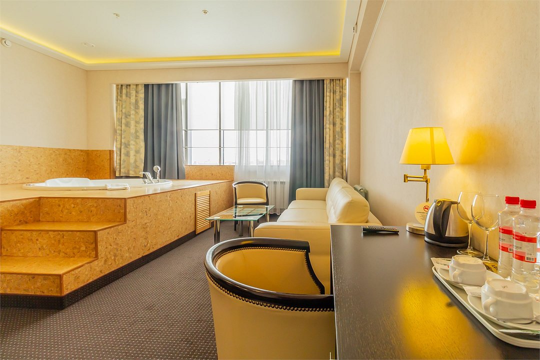 Сюит 2-местный 2-комнатный (СПА-сеньор)