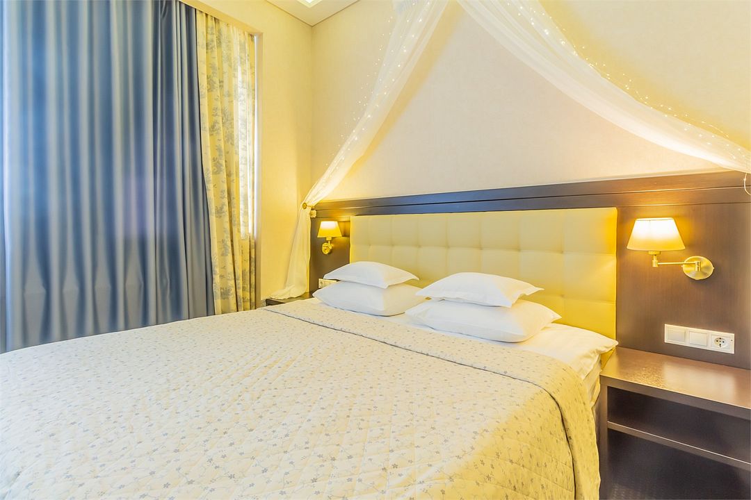 Сюит 2-местный 2-комнатный (СПА-сюит)