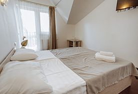 1-мест. (разм. в 2-мест.) мансарда без балк., Пансионат Ривьера, Пицунда