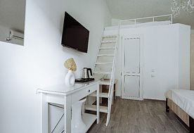 1-мест. (разм. в 2-мест.) станд. в домиках (тип 2), Пансионат Ривьера, Пицунда