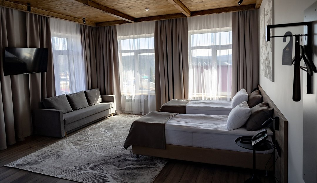 Джуниор Сюит 4-местный Твин / Дабл (204, 206)