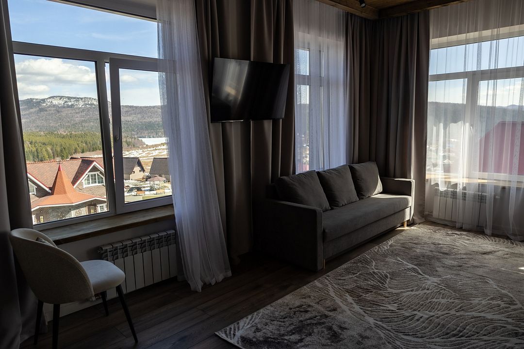 Джуниор Сюит 4-местный Твин / Дабл (204, 206)