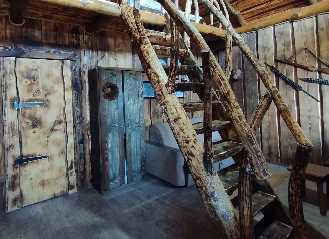 Домик 5-местный (Берлога)