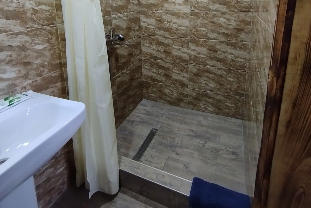 Домик 5-местный (Берлога)