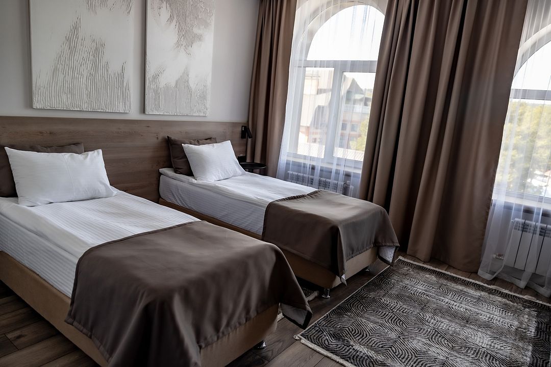 Стандартный 2-местный Твин / Дабл (301, 305)