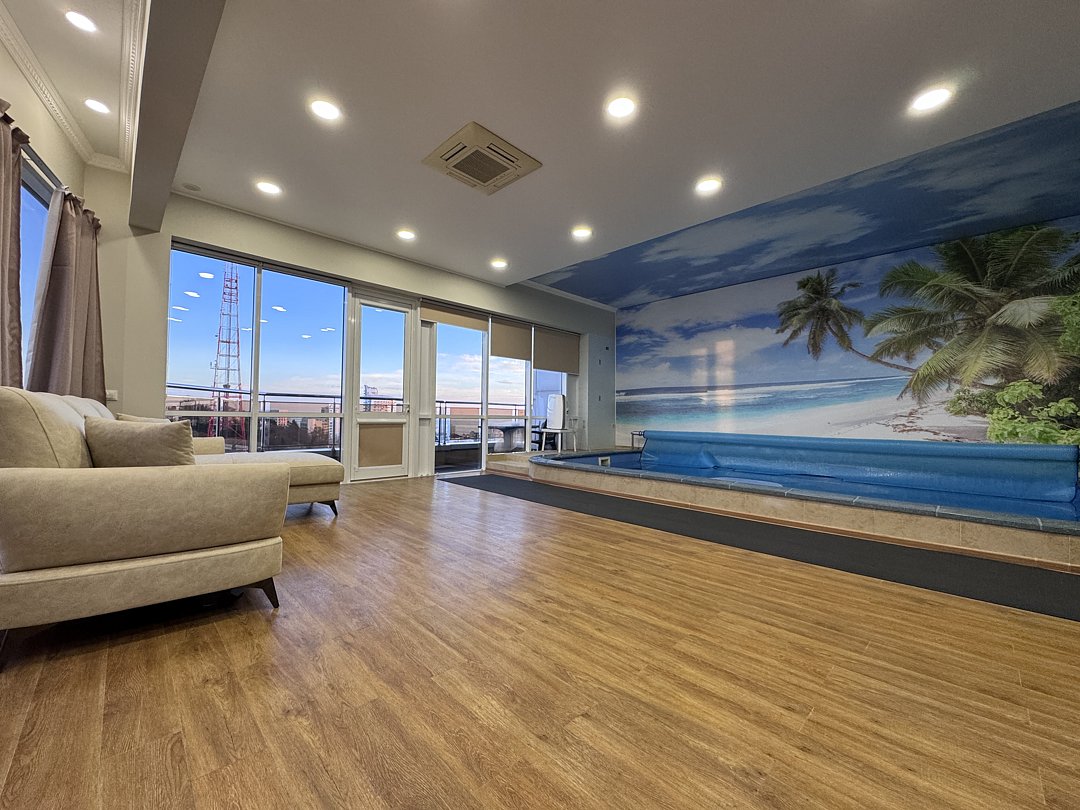 Апартаменты 6-местный 5-комнатный (с бассейном и сауной)