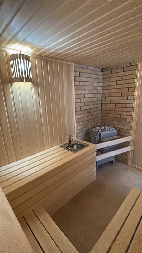 Апартаменты 6-местный 5-комнатный (с бассейном и сауной)