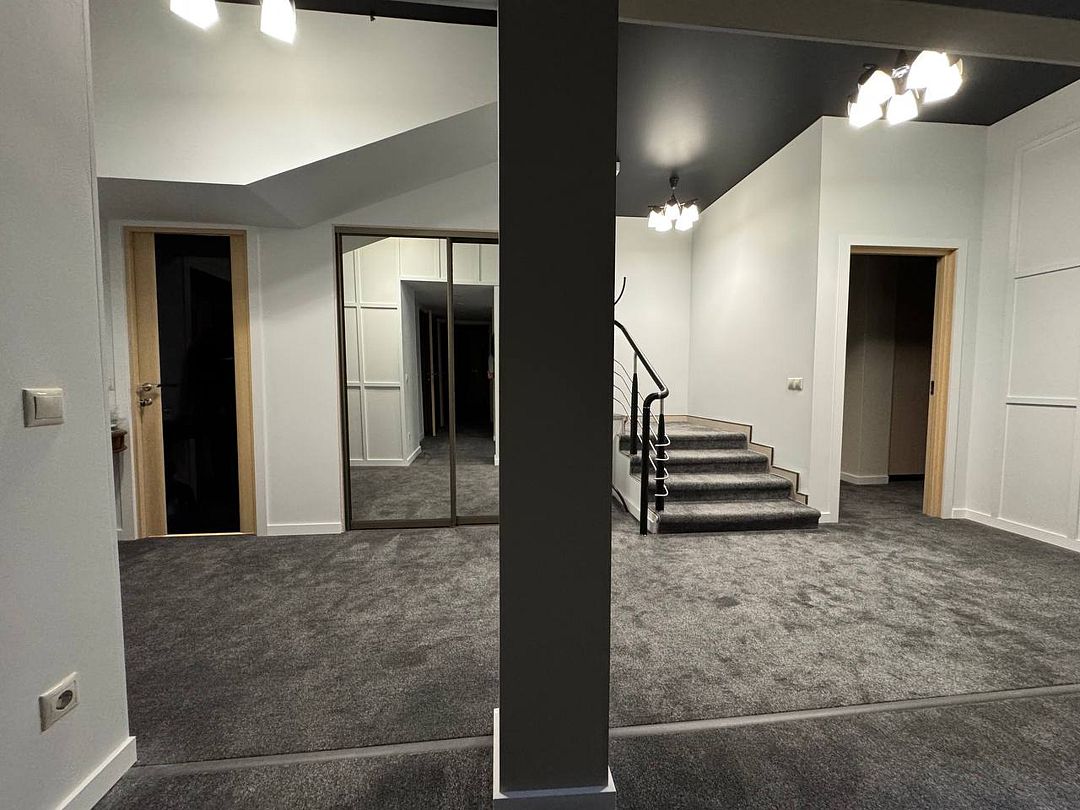 Апартаменты 6-местный 5-комнатный (с бассейном и сауной)