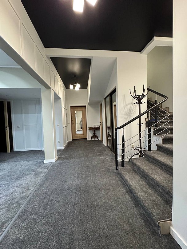 Апартаменты 6-местный 5-комнатный (с бассейном и сауной)