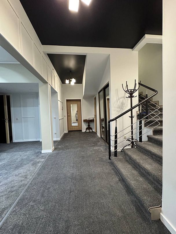 Апартаменты 6-местный 5-комнатный (с бассейном и сауной)