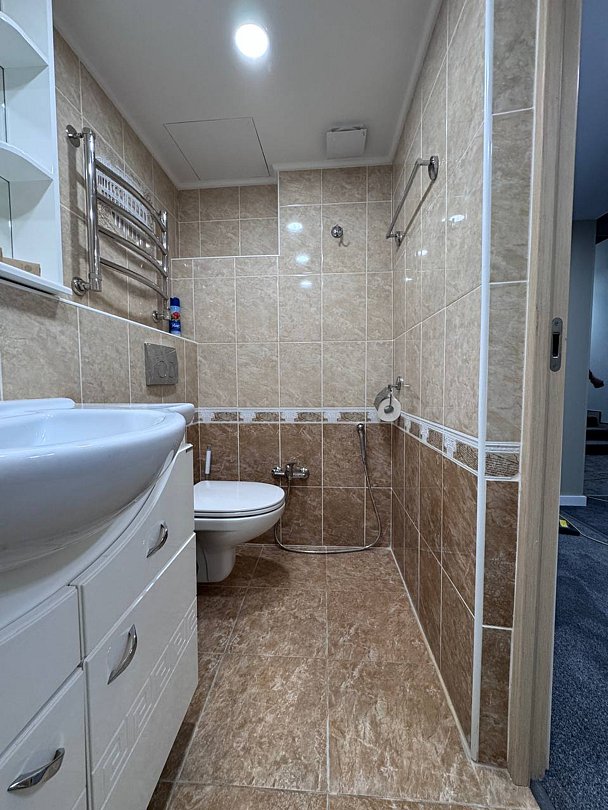 Апартаменты 6-местный 5-комнатный (с бассейном и сауной)