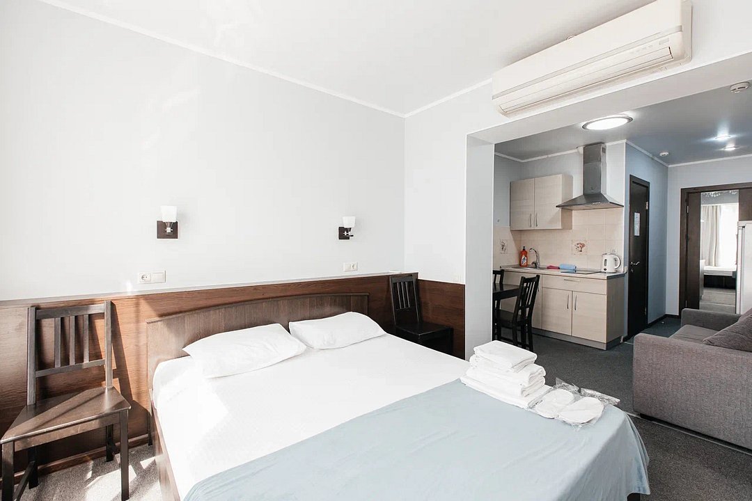 Студио 3-местный 1-комнатный