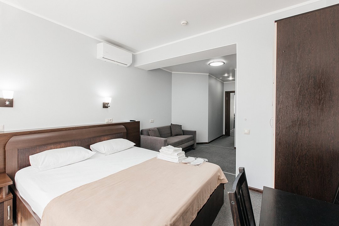 Студио 3-местный 1-комнатный