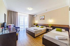 Комфорт Плюс (3х-местный однокомнатный стандарт), Отель Марко Поло, Анапа