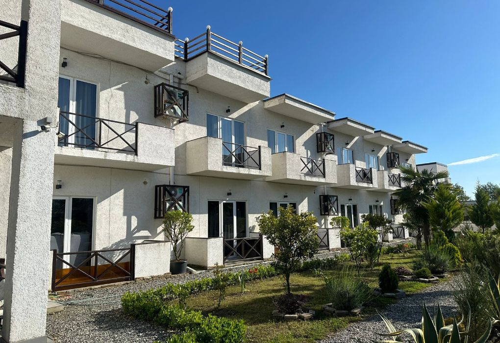 Отель Higos hotel, Пицунда, Гагрский район