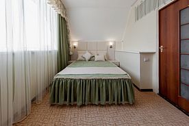 Семейный Мансарда 2-х комнатный без балкона корпус 4, Пансионат Кристалл-Уют, Анапа