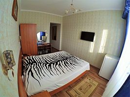 Номер с балконом - двуспальная кровать, Отель Чайка, Анапа