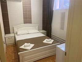 Двухкомнатный цоколь, Гостевой дом ЛиАрт, Витязево