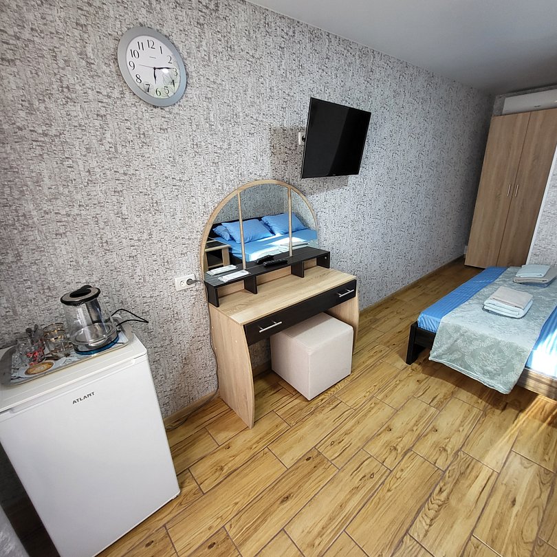 Номер 2-местный 1-комнатный (№13, этаж 1)