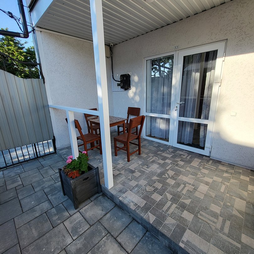 Номер 2-местный 2-комнатный (№11, этаж 1)