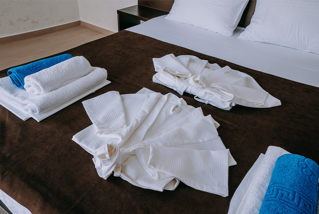 Люкс 7-местный Улучшенный (вид на море)