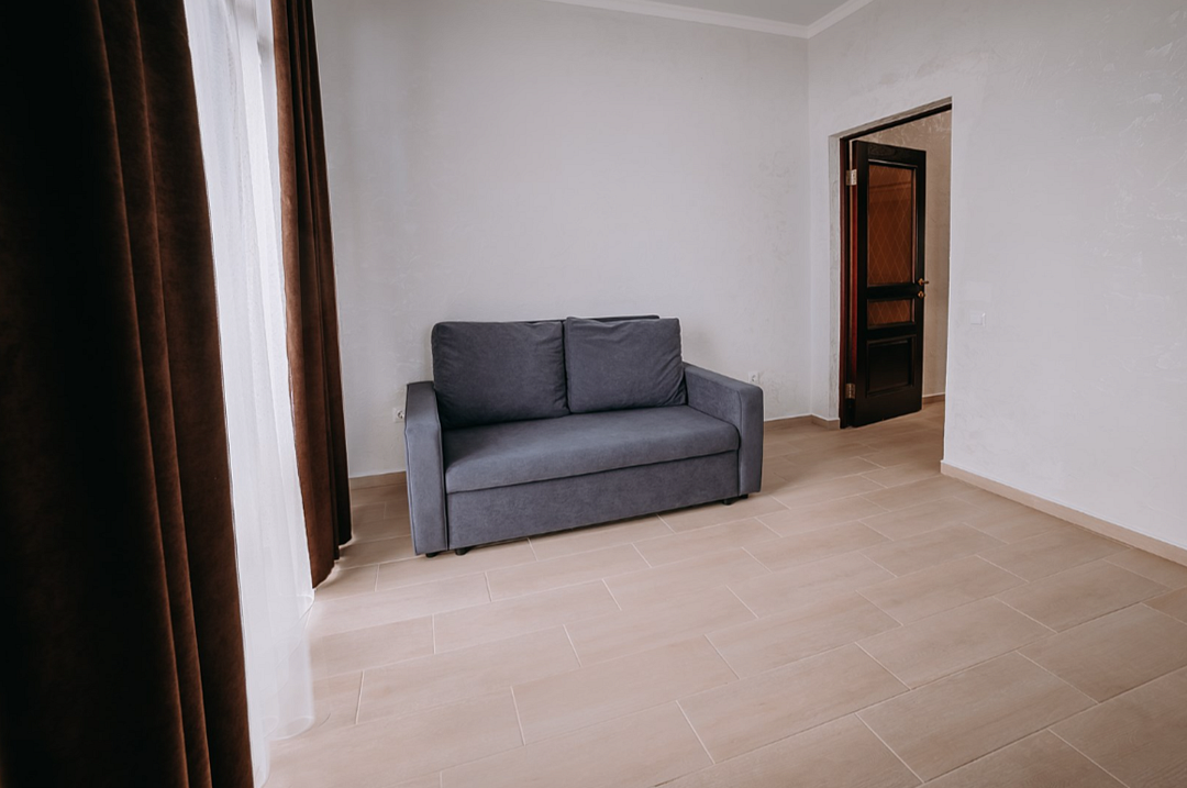 Люкс 7-местный Улучшенный (вид на море)