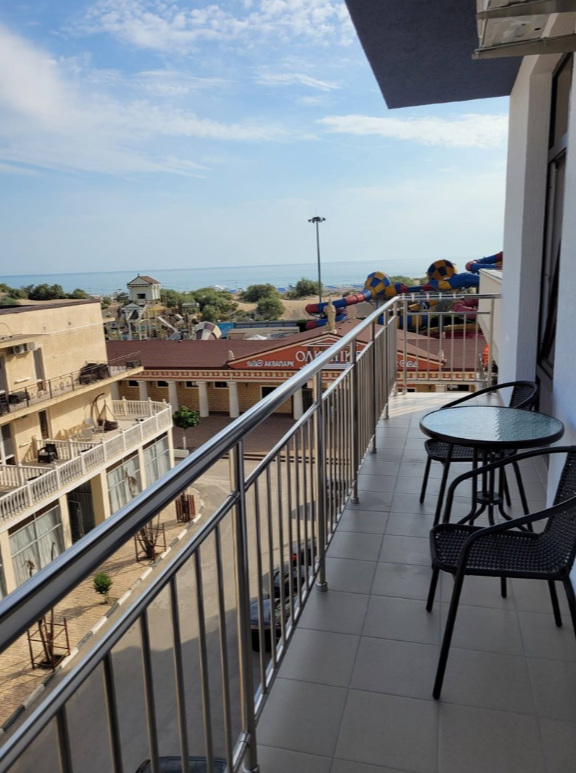 Люкс 7-местный Улучшенный (вид на море)