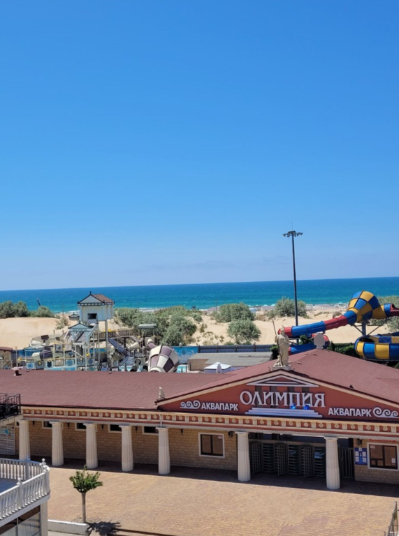 Люкс 7-местный Улучшенный (вид на море)