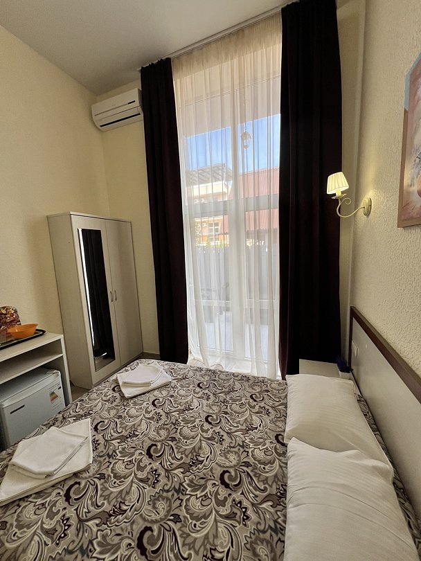 Стандартный 3-местный (с террасой)