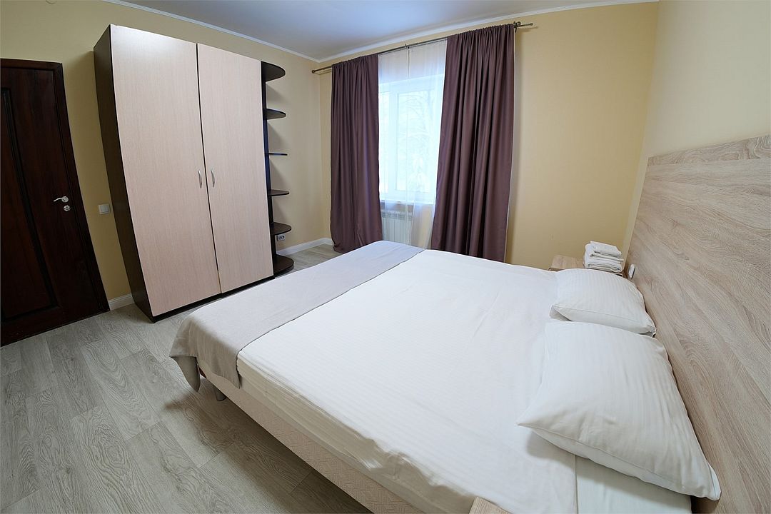 Коттедж 4-местный Family Village