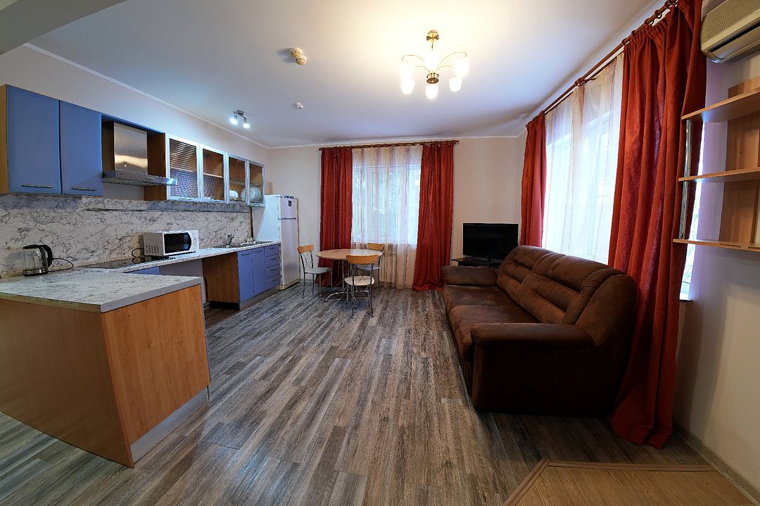 Коттедж 6-местный Family Village