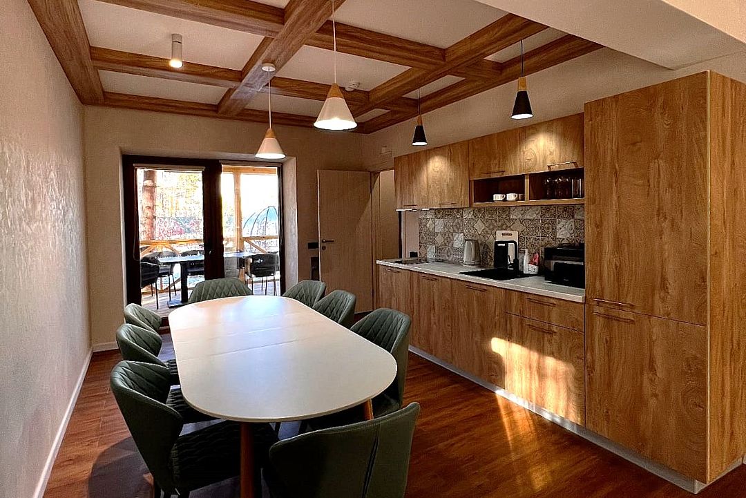 Коттедж 6-местный Family Village (улучшенный)