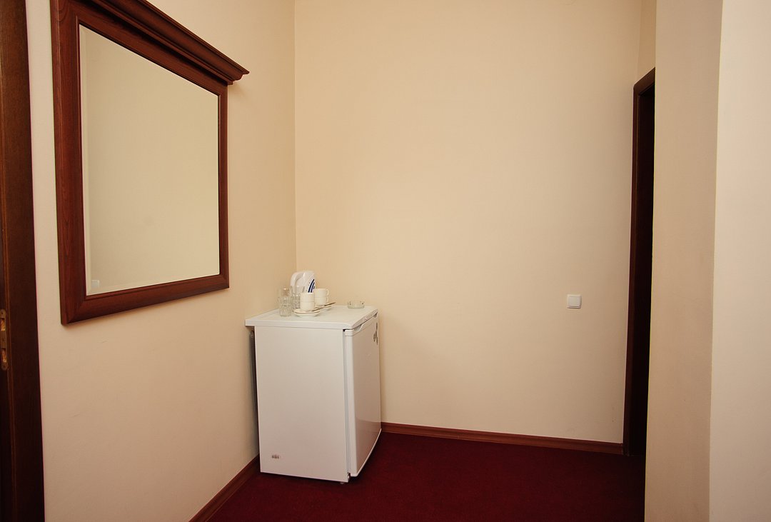 202 Люкс 4-местный 2-комнатный