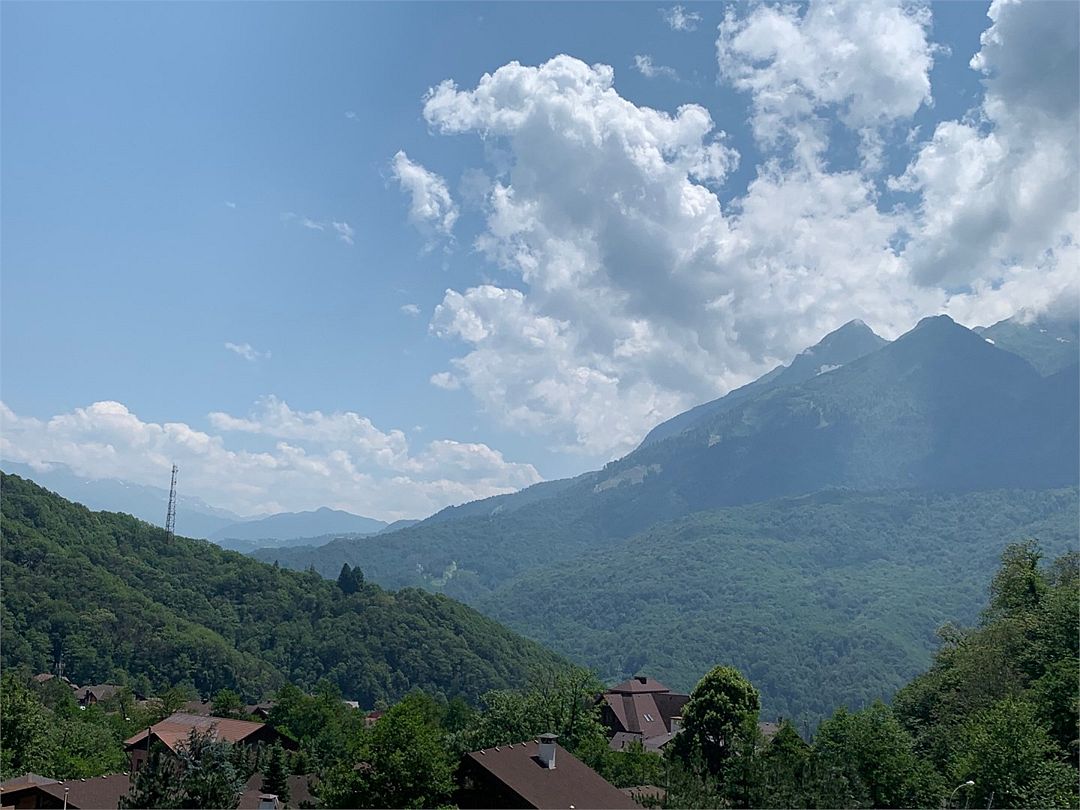 в Красной Поляне, Краснодарский край: фото 3