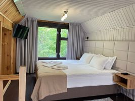 Отдельный двухкомнатный дом стандарт + (40 кв.м), Отель Любава, Манжерок