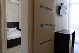 Семейный 2-х комнатный, Отель Элиф, Лазаревское