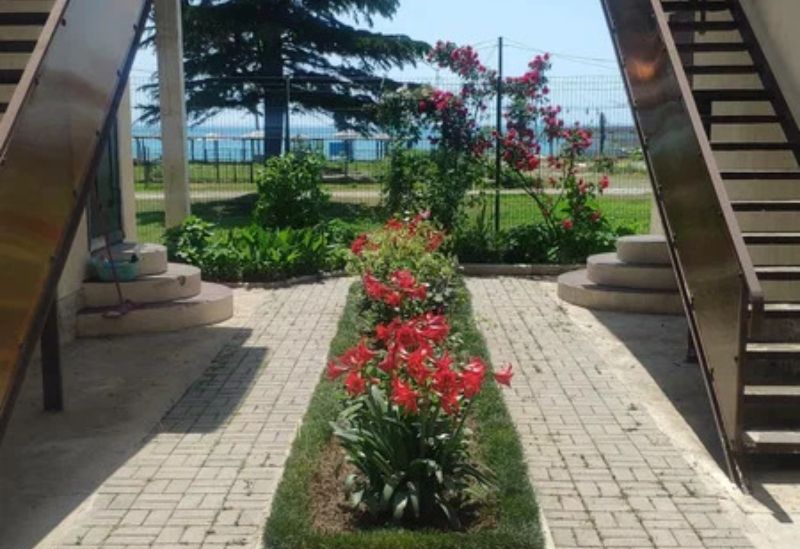 Дени Дельмар, Гудаутский район: фото 4