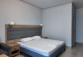 1-мест. (разм. в 2-мест.) станд. (вид на море) в основном корп., Отель Magrib Caspiy, село Зеленоморск