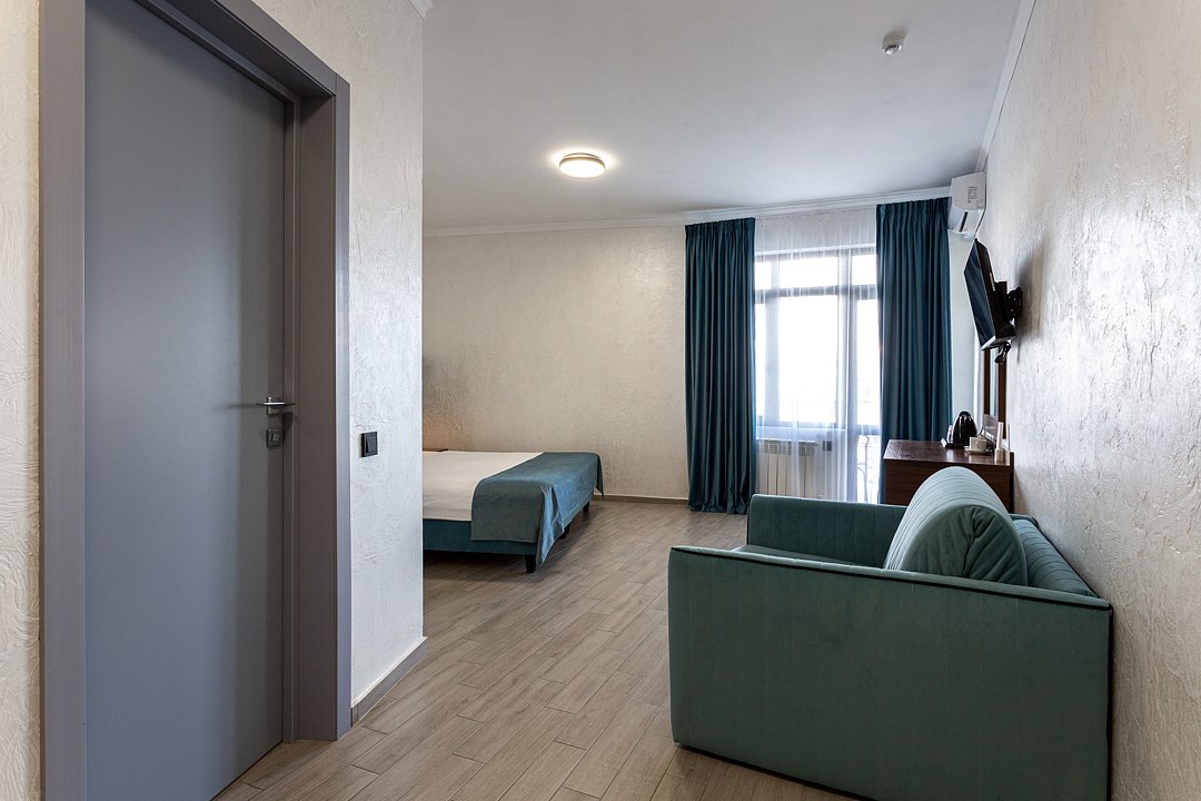 Стандартный 2-местный 1-комнатный (с балконом)