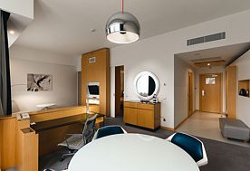 2-мест. полулюкс "Модерн", Отель Riviera Sunrise Resort & Spa, Алушта