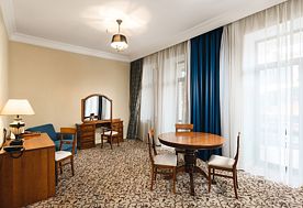 2-мест. полулюкс "Классик", Отель Riviera Sunrise Resort & Spa, Алушта
