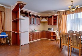 1-мест. (разм. в 2-мест.) 1-этаж. коттедж, Отель Яхонты Ногинск, Ногинск