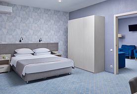 1-мест. (разм. в 4-мест.) 2-комн. люкс, СПА-отель COUNTRY RESORT, Вербилки
