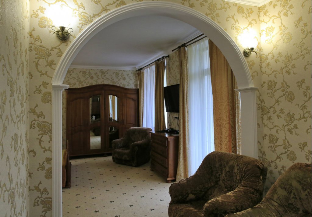 Джуниор Сюит 2-местный 1-комнатный (корпус №2)