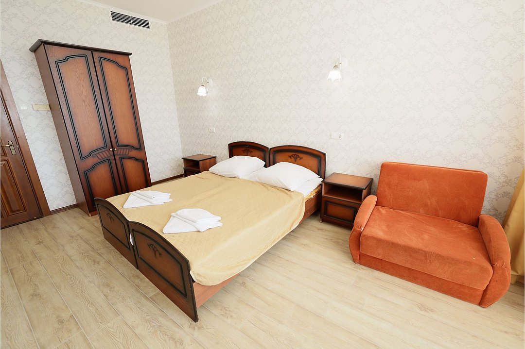 Джуниор Сюит 2-местный 3-комнатный (корпус №5)