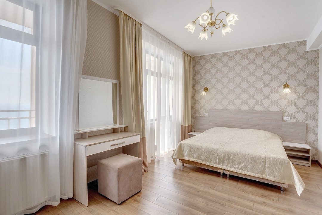 Люкс 2-местный 2-комнатный (корпус 5)